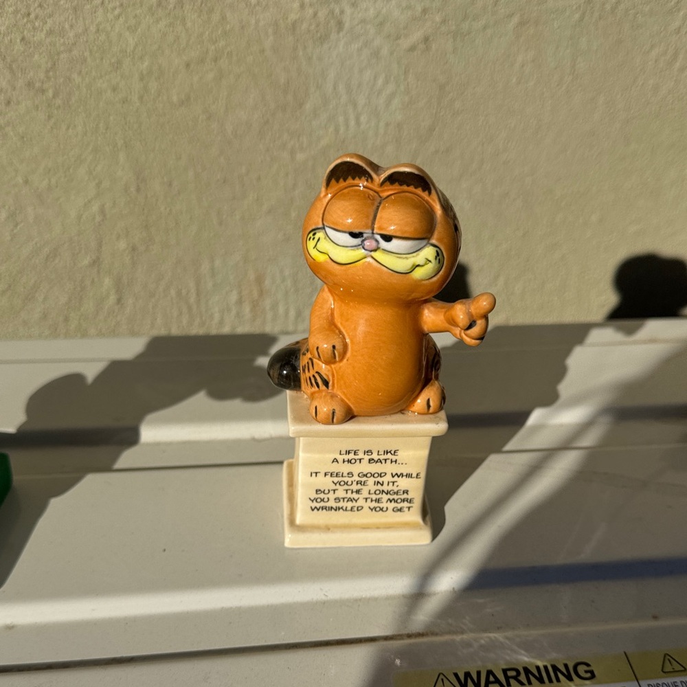 Garfield Figurine with Quote